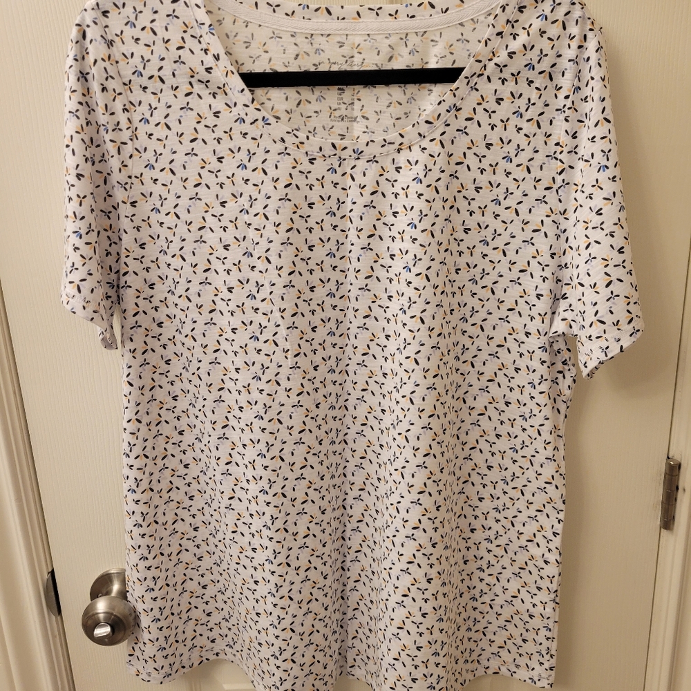 3/$30 Three Penningtons T-shirts Sz X